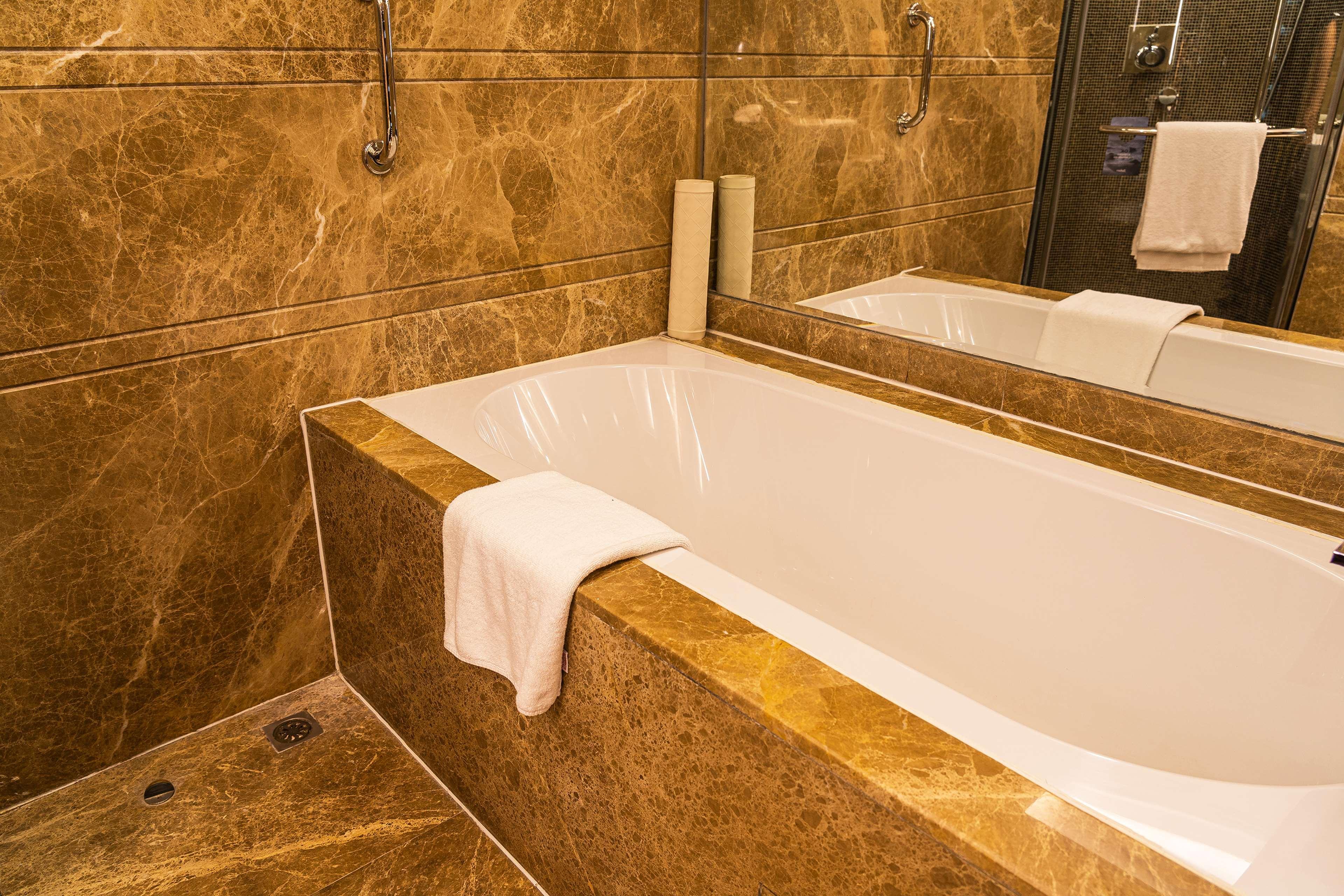 Radisson Tianjin Hotel ภายนอก รูปภาพ